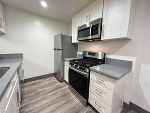 3715 S Canfield Ave in Los Angeles, CA - Building Photo - Building Photo