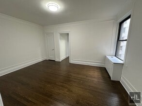 WEST 12 STREET, Unit 4G in New York, NY - Building Photo - Building Photo