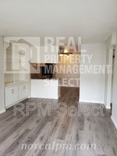 Winsdale Apartments in Sacramento, CA - Building Photo - Building Photo