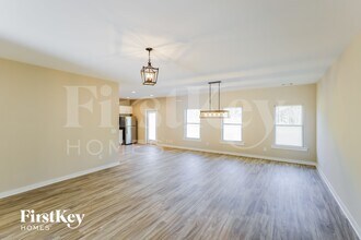 148 Lakewood Ln in Parrish, AL - Foto de edificio - Building Photo