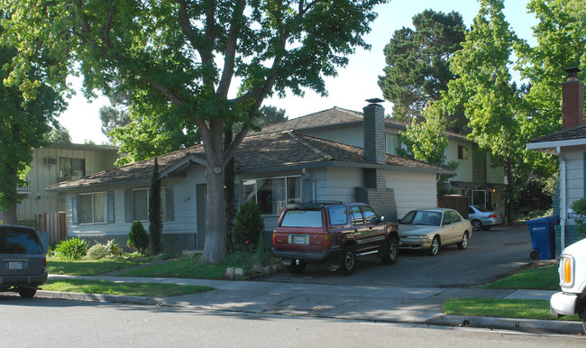 204 Adler Ave in Campbell, CA - Building Photo - Building Photo