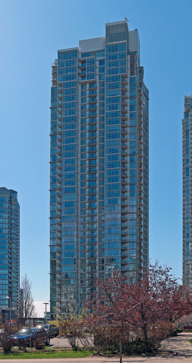 Harbourview Estates 1 in Toronto, ON - Building Photo - Building Photo