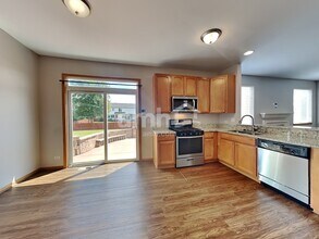 442 Twinleaf Trl in Yorkville, IL - Building Photo - Building Photo