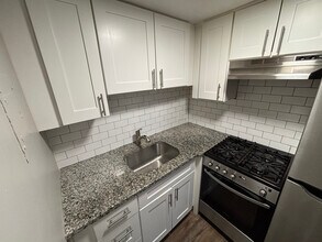 Robin's Nest Apartments in North Randall, OH - Building Photo - Building Photo