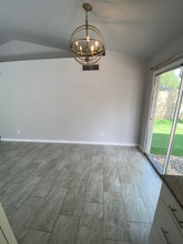 16253 N 18th St in Phoenix, AZ - Building Photo - Building Photo