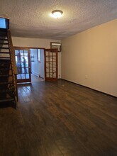 2608 S Fairhill St in Philadelphia, PA - Building Photo - Building Photo