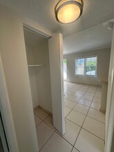 3401 Franklin Ave, Unit C in Miami, FL - Building Photo - Building Photo