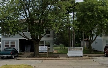 207 Stringtown Rd in Minier, IL - Building Photo - Building Photo
