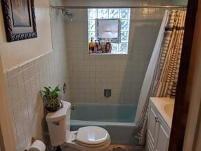 2131 N Lorel Ave in Chicago, IL - Foto de edificio - Building Photo