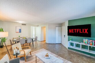 8550 E McDowell Rd in Scottsdale, AZ - Building Photo - Building Photo