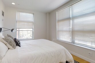 60 Alban St, Unit Albany st in Boston, MA - Building Photo - Building Photo