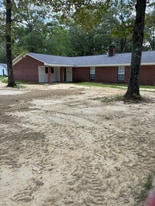 396 Rowland Rd in Monroe, LA - Building Photo
