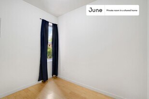 Room in Shared 4 bed/2 bath home in New York, NY - Building Photo
