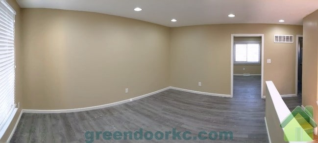 9120 W 78th St in Overland Park, KS - Building Photo - Building Photo