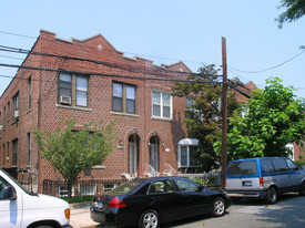 2879 E 195th St Apartments