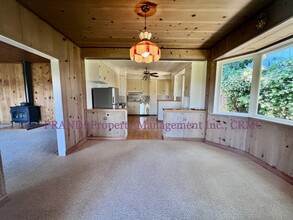 482 Scenic Ave in San Anselmo, CA - Building Photo - Building Photo