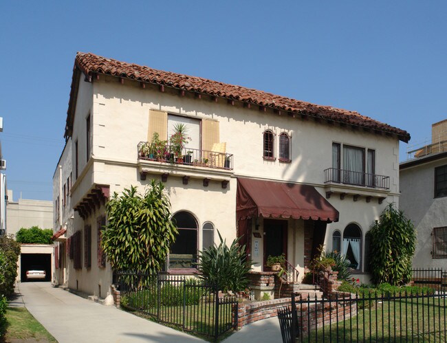 149 N Hamilton Dr in Beverly Hills, CA - Building Photo - Building Photo