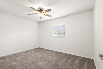 801 Young Ave NW in Palm Bay, FL - Building Photo - Building Photo