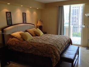 17555 Atlantic Blvd, Unit PH2 in Sunny Isles Beach, FL - Building Photo - Building Photo