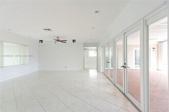 13005 Zambrana St in Coral Gables, FL - Building Photo - Building Photo