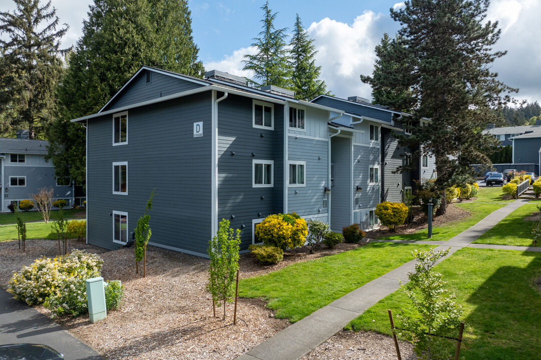 Timber Ridge Condominiums in Woodinville, WA - Foto de edificio