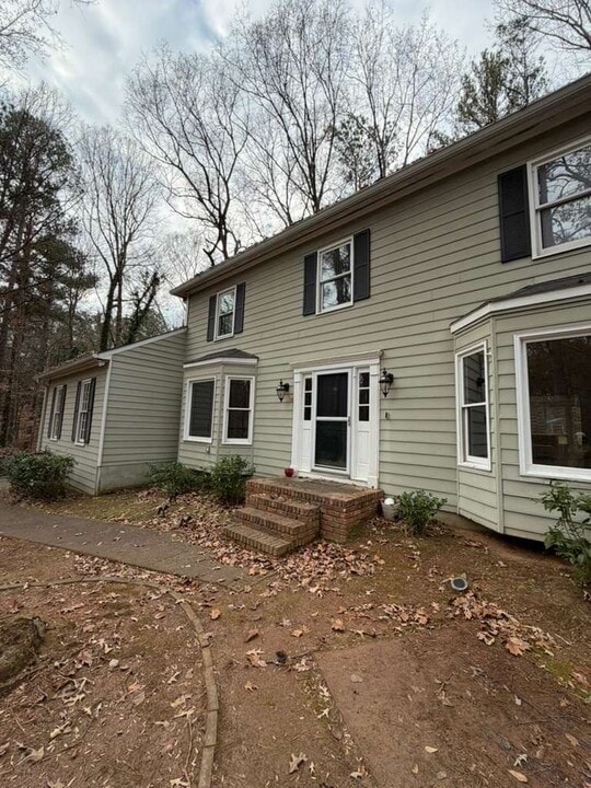 5065 Irish Spring Ct in Mableton, GA - Building Photo