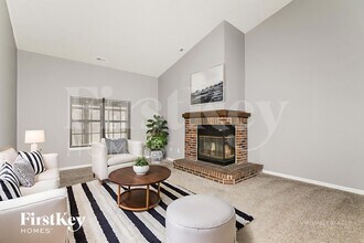 1651 Parkthorne Dr in Indianapolis, IN - Building Photo - Building Photo