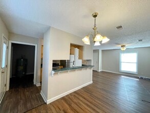 16 Hillwood Cove in Jackson, TN - Building Photo - Building Photo