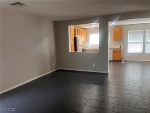 11150 Ranch Valley St in Las Vegas, NV - Building Photo - Building Photo