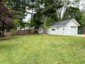 217 W Marshall St in Hastings, MI - Building Photo - Building Photo
