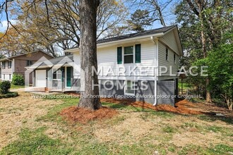 507 Roxbury Dr in Riverdale, GA - Building Photo - Building Photo