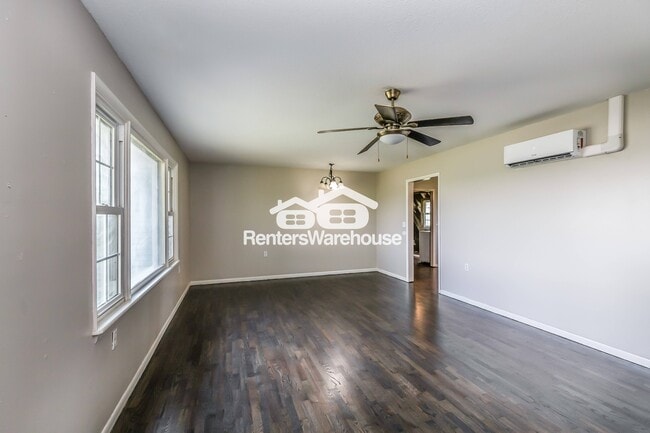 8744 Bruns Rd in Richmond, MO - Building Photo - Building Photo