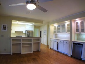 38 Guynn Bridge Ct in Chico, CA - Building Photo - Building Photo