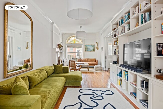 property at 52 Midwood St