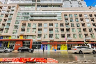 179 Queen St W in Toronto, ON - Building Photo - Building Photo