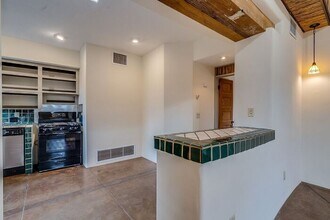 935 S Meyer Ave in Tucson, AZ - Building Photo - Building Photo