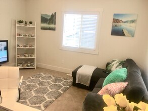 5525 Conestoga St NW in Edmonton, AB - Building Photo - Building Photo