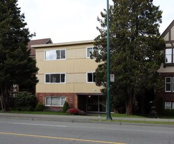 1265 W 12th Ave in Vancouver, BC - Building Photo