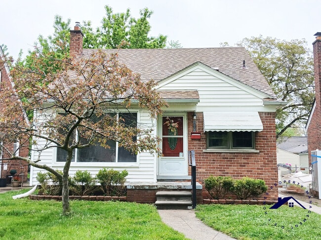 property at 12860 Lenore Ave
