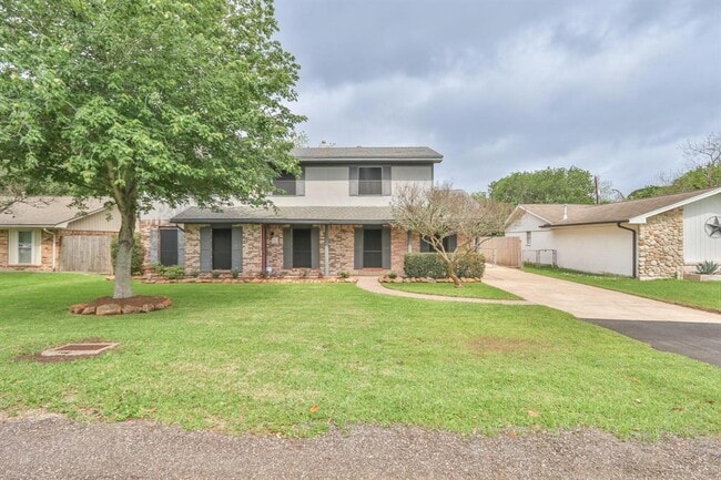property at 1606 2nd St