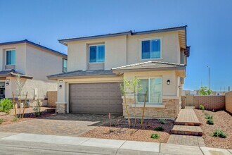 345 Isla Enclave Wy in Henderson, NV - Building Photo - Building Photo
