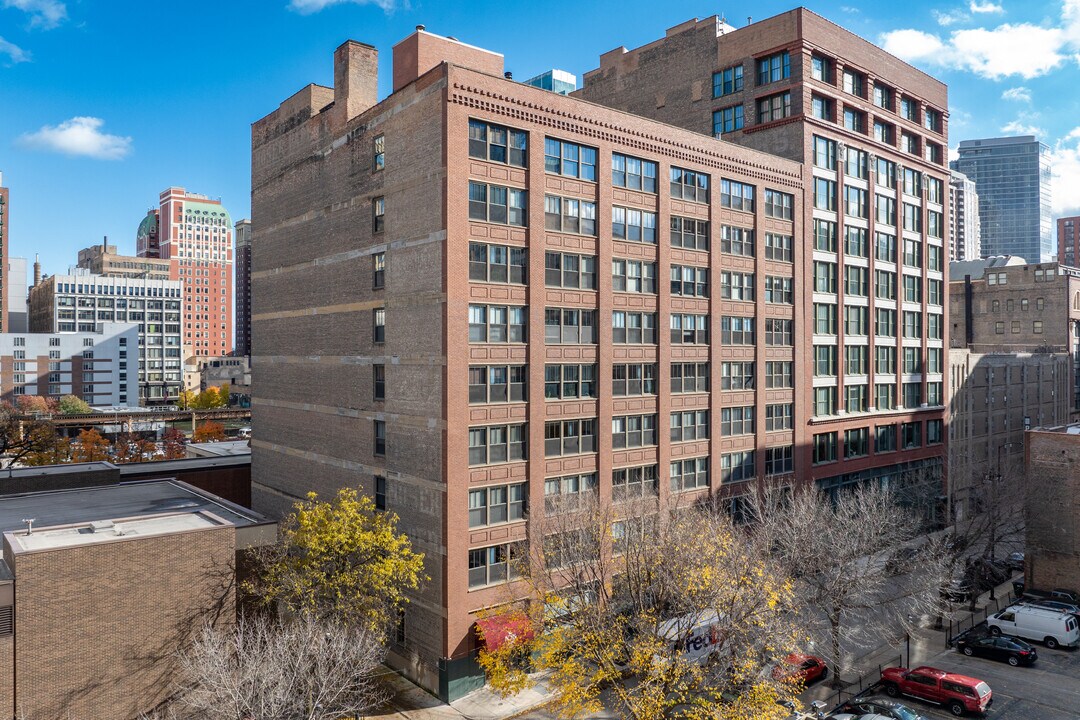 The Moser Building in Chicago, IL - Building Photo