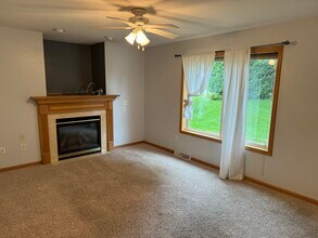 506 Traveler Ln in Madison, WI - Building Photo - Building Photo