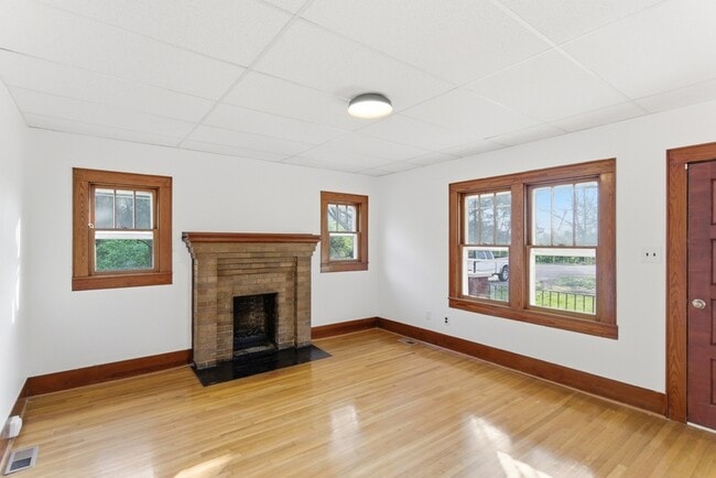 7817 Old Rutledge Pike in Knoxville, TN - Building Photo - Building Photo