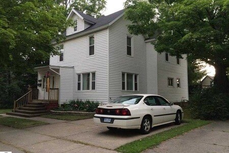 307 S Lansing St, Unit 307 S Lansing Mt P in Mt. Pleasant, MI - Building Photo