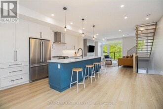 72 Armstrong St in Ottawa, ON - Building Photo - Building Photo