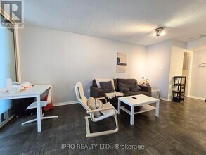 1001-1001 Bay St. in Toronto, ON - Building Photo - Building Photo
