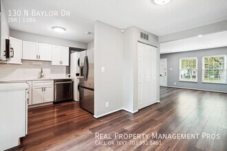 130 N Baylor Dr in Sterling, VA - Building Photo - Building Photo