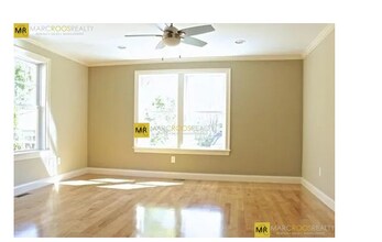 622 Trapelo Rd, Unit T in Belmont, MA - Building Photo - Building Photo