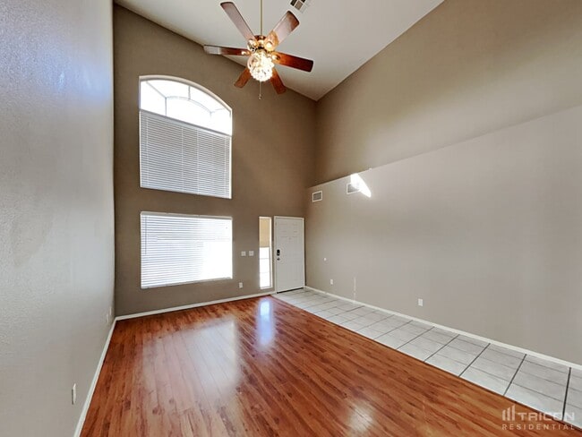 5196 Guardian Peak St in Las Vegas, NV - Building Photo - Building Photo